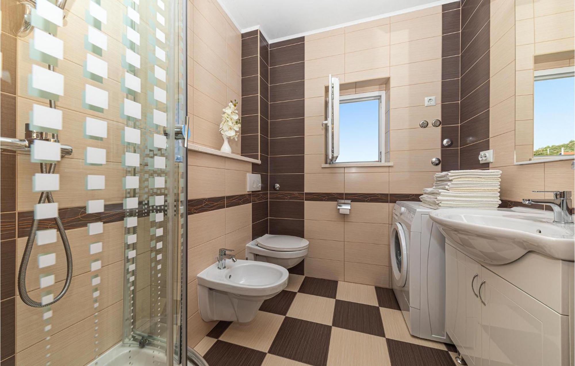 Gorgeous Apartment In Marina With Wifi Exteriör bild